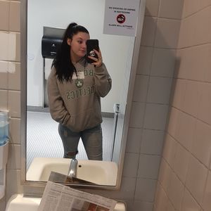 Meet your Posher, Sierra